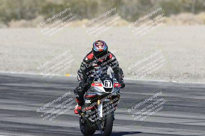 media/Dec-06-2025-CVMA (Sat) [[4a896cc04c]]/Race 4-Formula Middleweight/